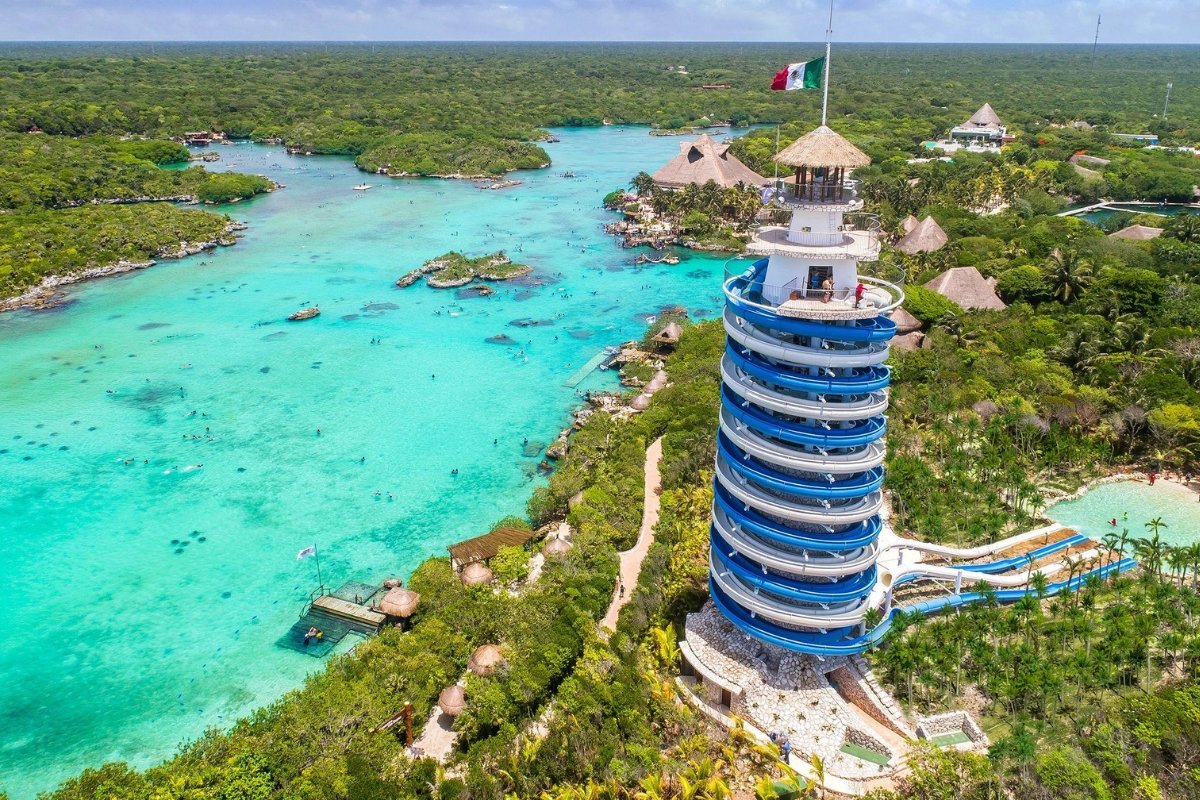 Private transportation to parks and cenotes in the Riviera Maya